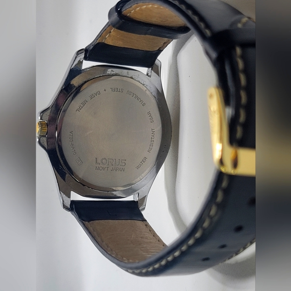 LORUS Watch - Picture 3 of 12